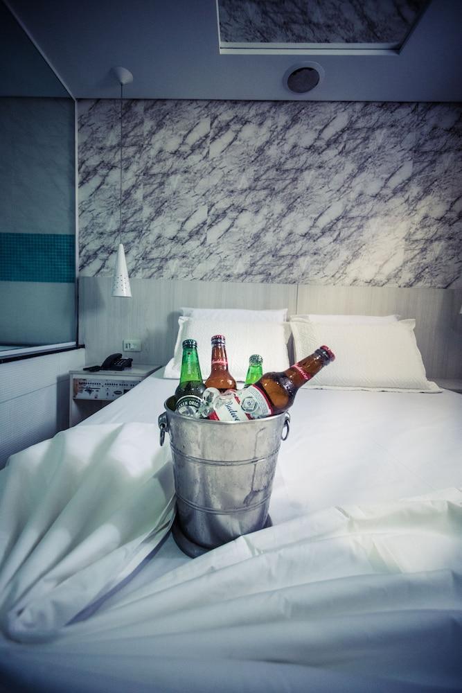 Motel Spot เซาเปาโล ภายนอก รูปภาพ